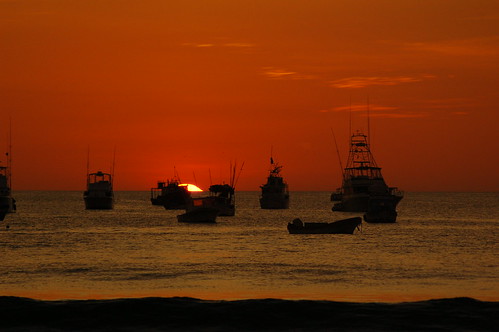 sunset beach latinamerica costarica surf sunsets playa surfing nicaragua centralamerica sanjuandelsur